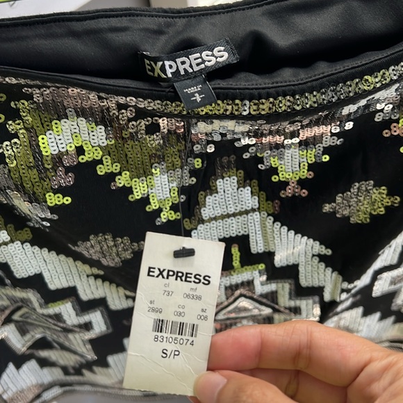 Express Sequin Aztec Printed Mini Skirt Black White - Picture 4 of 4